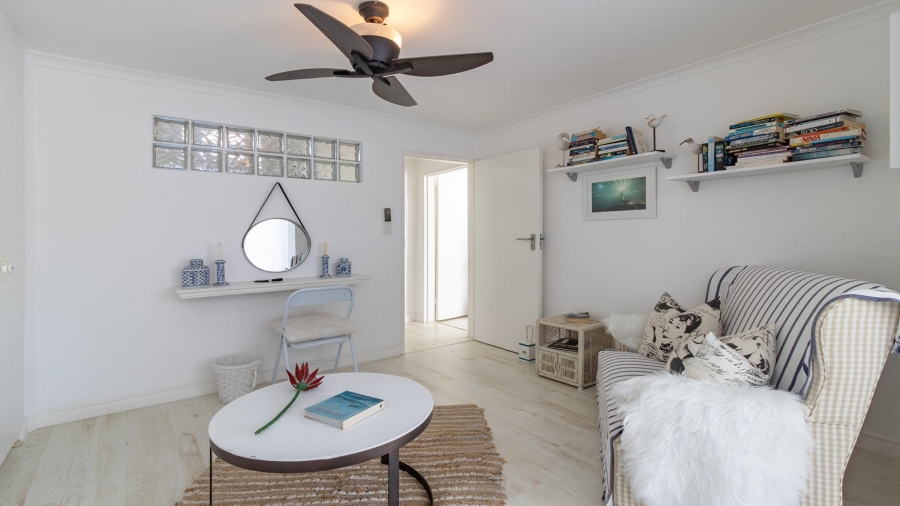 4 Bedroom Property for Sale in Grotto Bay Western Cape